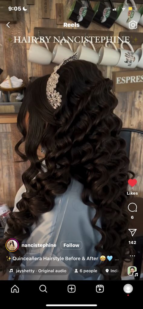 Quince Hairstyles Down, 15 Hair Quinceanera, Xv Hairstyles Quinceanera, Hairstyles For Quinceanera With Crown, Xv Hair, Quinceanera Hairstyles With Crown, Quinceañera Hair, Hairstyles Quinceanera, Butterfly Quince