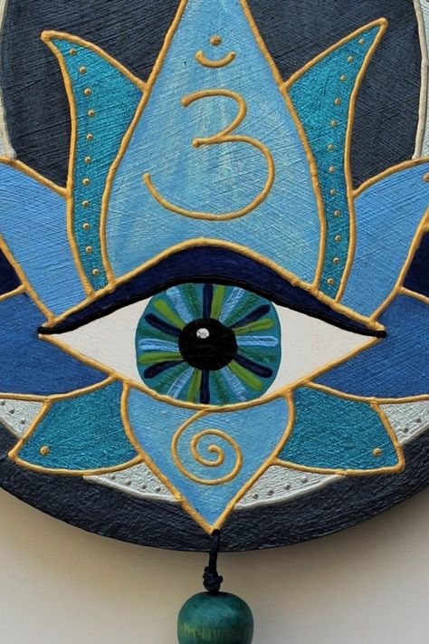 Have an Eye on your good luck! A beautiful wall or door hanging in blue and silver shades with powerful symbolism, perfect for your workspace, altar, meditation corner or entrance, and a wonderful gift idea for a housewarming or any new beginning, to bring good luck and keep the evil eye away. Evil Eye Painting, Meditation Corner, Zen Home Decor, Zen Home, Moon Cycle, Zen Room, Eye Decor, Moon Cycles, Eye Painting