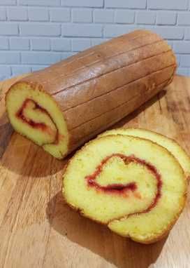 Bolu Gulung Labu Kuning Bolu Cake, Bolu Gulung, Resep Cake, Steamed Cake, Roll Cake, Culinary Recipes, Food Blogs, Flavorful Recipes, Recipe Ideas