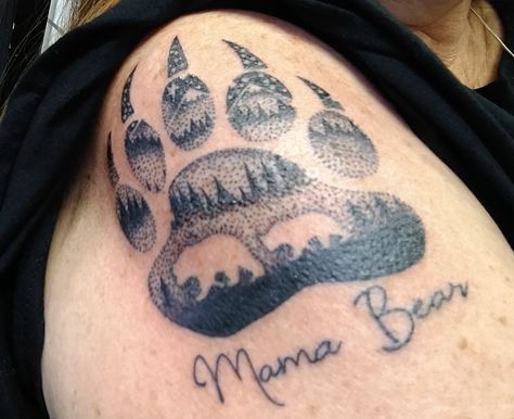 Momma Bear And Cubs Tattoo For Women, Momma Bear Tattoo Cubs, Mamma Bear Tattoo, Momma Bear Tattoo, Mama Bear Tattoo, Bear Claw Tattoo, Cubs Tattoo, Mamma Bear, Momma Bear