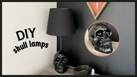 how to make a lamp with a skull as the base! black, skull home decor. Diy Skull Lamp, Goth Lamp, Diy Skull Candle Holder, Skull Lamp, Skull Home Decor, Diy Skulls, Christmas Tree Inspo, Skull Candle Holder, Skull Light