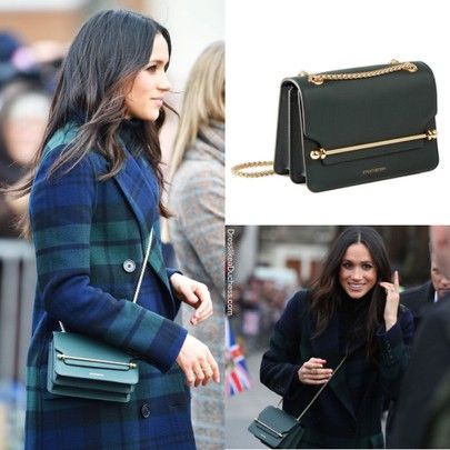 Meghan Markle carrying Strathberry East/West Mini Crossbody Bag in Bottle Green http://liketk.it/2KCWx #liketkit @liketoknow.it #LTKitbag Hunter Green Bag Outfit, Strathberry East West Mini, Green Handbag Outfit, Bags Shoot, Green Bag Outfit, Strathberry East West, Fancy Clothing, Princ Harry, Marble Bag