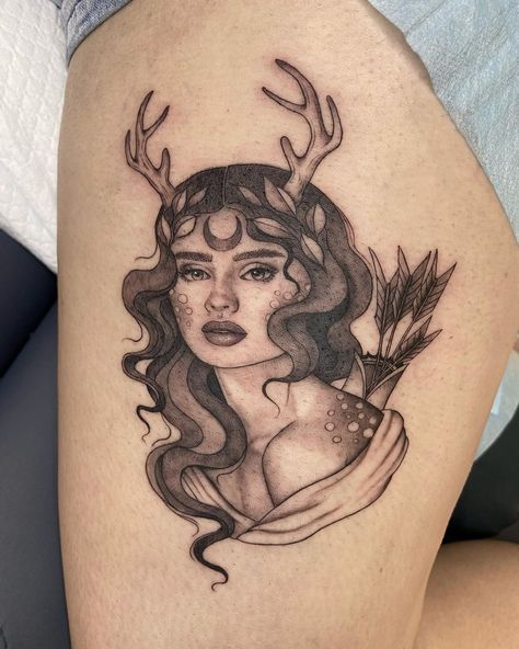 Beautiful Lady portrait on thigh by Ali J from the studio fizzinktattoostudio #portraittattoodesign #Ladytattooidea Lady Portrait Tattoo, Australian Tattoo, J Tattoo, Lady Portrait, Design Drawings, Beautiful Lady, Tattoo Design Drawings, Australian Artists, Tattoo Design