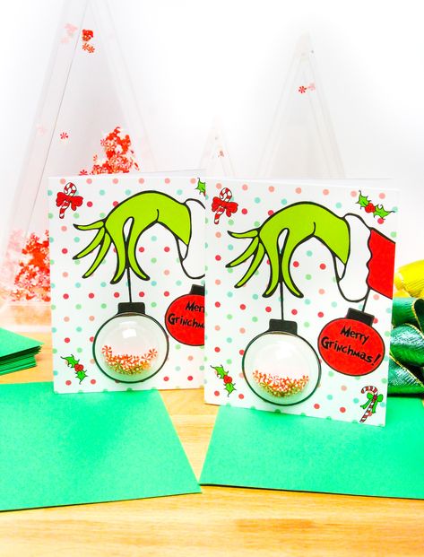 Free Printable Grinchmas Shaker Cards! Grinch Cards Free Printable, Grinch Christmas Cards Diy, Grinch Cards Ideas, Grinch Free Printables, Free Grinch Printables, Grinch Christmas Cards, Grinch Christmas Card, Grinch Card, Grinch Printable