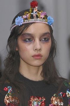 Meadham Kirchhoff on Pinterest | Fashion Show, Topshop and Runway Meadham Kirchhoff, Extreme Fashion, Quirky Fashion, Hat Ideas, Pinterest Fashion, Beautiful Gowns, Headdress, Girly Things, Headpiece