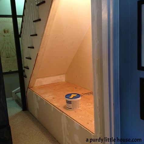 under the stairs book nook, basement ideas, home improvement, repurposing upcycling, shelving ideas, stairs Under The Stairs Ideas, Bar Under Stairs, Basement Stairs Remodel, Under Stairs Nook, Basement Staircase, Stair Nook, Basement Stairs Ideas, Stair Shelves, Basement Layout