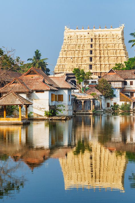 Padmanabhaswamy Temple, set within a Lake and offering plenty of museums and art galleries - Golden Triangle Tour Kerala Places, Kerala Aesthetic, Lord Perumal, Padmanabhaswamy Temple, Temple India, Indian Temple Architecture, India Architecture, Ancient Indian Architecture, Thiruvananthapuram