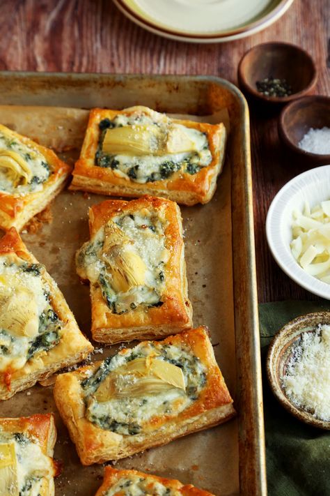 Spinach Artichoke Tarts, Spinach Artichoke Pastry, Artichoke Cheese Tart, Spinach Danish, Artichoke Puff Pastry, Artichoke Tart, Apple Recipes For Fall, Yacht Week, Recipes For Fall