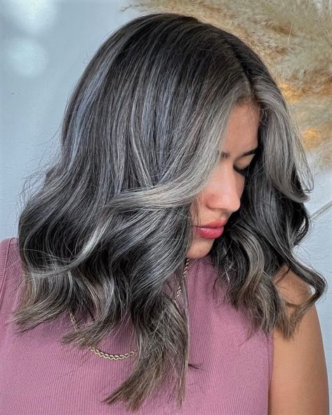 Dark Hair Styles, Hair Styles To Try, Ash Grey Hair, Gray Blending, Grey Blending, Dark Grey Hair, Grey Hair Transformation, Grey Hair Inspiration, Beautiful Gray Hair