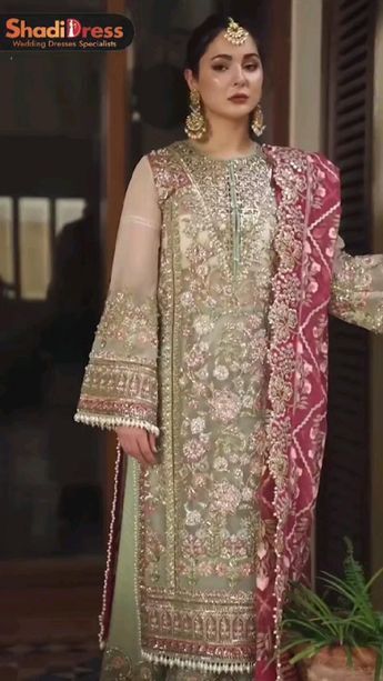 Ready To Wear Dress, Shadi Dress, Suits Pakistani, Shadi Dresses, Latest Bridal Lehenga, Pakistani Clothes, Latest Bridal Dresses, Pakistani Wedding Outfits, Pakistani Fancy Dresses