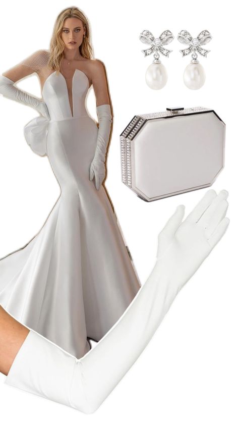 Bride wearing wedding dress with white opera over the elbow gloves, and a white bridal clutch. White Opera Gloves, Fitting Wedding Dress, Wedding Dress With Gloves, Form Fitting Wedding Dress, Dress With Gloves, Gloves Fashion, Opera Gloves, White Clutch, Elegant Wedding Dress