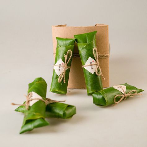 Shi Gu Ping Tea (Concept) on Packaging of the World - Creative Package Design Gallery Leaves Packaging, Packaging Structure, Texture Combination, Vegetable Packaging, Packaging World, Smart Packaging, Organic Packaging, Environmentally Friendly Packaging, Japanese Packaging