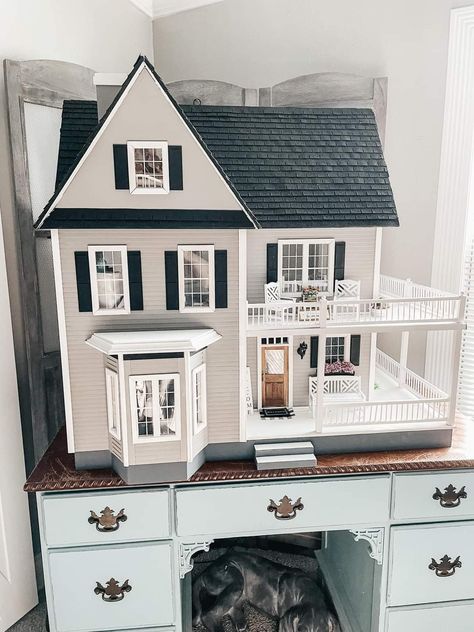 Victoria Farmhouse, Victoria's Farmhouse Dollhouse, Victorias Farmhouse, Big Doll House, Maileg Doll House, Farmhouse Dollhouse, Dollhouse Renovation, Cardboard Dollhouse, Dollhouse Design