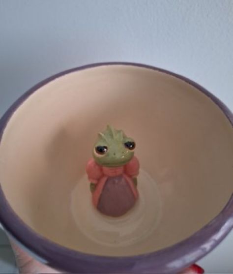 Candle Crafts Diy, Kawaii Diy, Cerámica Ideas, Pretty Mugs, Clay Bowl, Clay Mugs, Ceramics Pottery Art, Disney Diy, Cute Cups