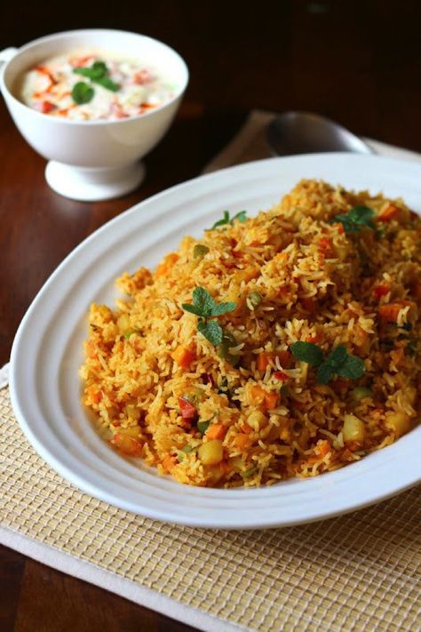 Nepali Veggie Rice – Vegetable Pulao Hyderabadi Recipes, Nepalese Recipes, Tawa Pulao, Tibetan Food, Nepalese Food, Pulao Rice, Yummy Rice, Carrot Curry, Nepali Food