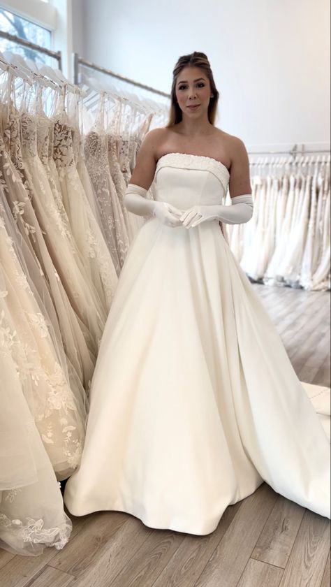 Ballgown Wedding Dress With Gloves, White Gloves Wedding Dress, Satin Wedding Dress And Gloves, A Line Wedding Dress With Gloves, Sleeveless Wedding Dress With Gloves, Satin Wedding Gown With Gloves, Satin Wedding Dress With Gloves, Strapless Satin Wedding Dress With Gloves, Gloves With Wedding Dress