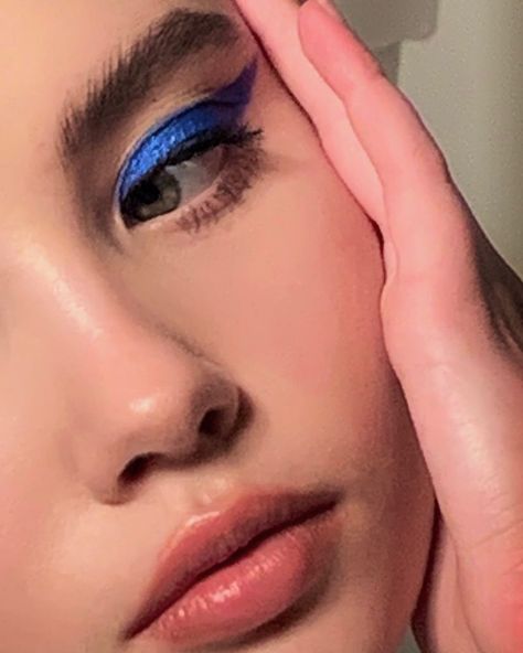 Indigo Makeup, Anastasia Thompson, Mood Indigo, Goth Makeup, Creative Makeup Looks, Creative Makeup, Face Art, Makeup Inspo, Nostril Hoop Ring