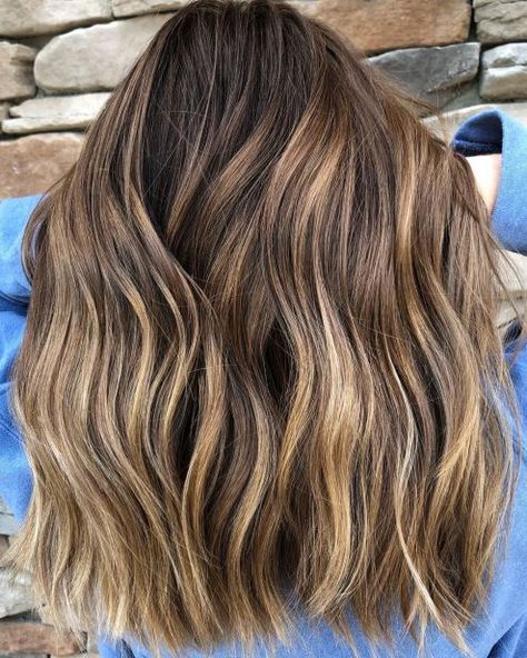 Long Brown Hair With Subtle Highlights Brown Hair With Highlights And Lowlights, Golden Brown Hair, Long Hairdos, Brown Ombre Hair, Subtle Highlights, Brown Hair With Blonde Highlights, Highlights And Lowlights, Hair Color Light Brown, Brown Balayage