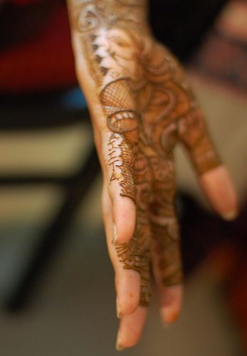 Here, the bride works her name, Ajita, into the design. Source: Flickr user The G Man Henna Tutorial, Diy Fabric Jewellery, Bridal Henna Designs, Mehndi Images, Wedding Henna, Bridal Mehendi Designs, Mehndi Design Photos, G Man, Henna Designs Hand