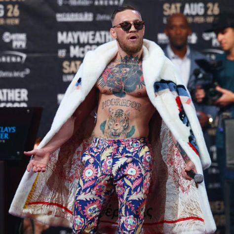 Connor Macgregor, Conner Mcgregor, Conor Mcgregor Style, Notorious Mcgregor, Mens Lifestyle Fashion, Ufc Conor Mcgregor, Conor Mcgregor Poster, Conference Outfit, Mc Gregor