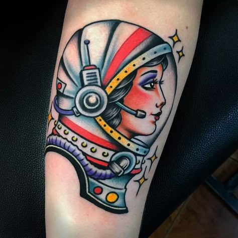 Outer Space Tattoo, Outer Space Tattoos, Greek Helmet, Helmet Tattoo, Astronaut Tattoo, Finger Tats, Traditional Tattoo Sleeve, Traditional Tattoo Art, Space Tattoo