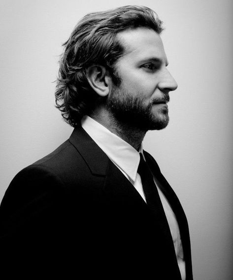 Bradley Cooper Haircut, Bradley Cooper Hair, Cooper Hair, Mens Haircuts Medium, Mens Hairstyles Medium, Guys Clothing Styles, Bradley Cooper, Boys Haircuts, Medium Hair Cuts