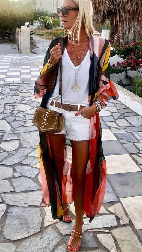 Outfit Con Kimono, Look Kimono, Bohemian Chic Outfits, Casual Boho Style, Ibiza Outfits, Boho Summer Outfits, Estilo Hippie, Boho Style Outfits, Boho Chic Outfits