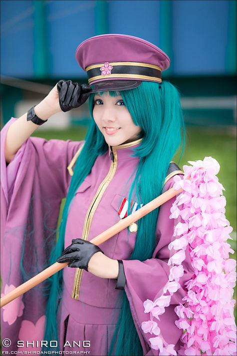 #Miku #Senbonzakura Vocaloid Cosplay, Miku Cosplay, Cosplay Tutorial, Best Cosplay, Hatsune Miku, Cosplay Anime, Vocaloid, Singing, Anime