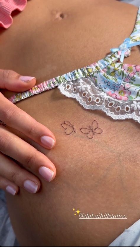 Butterfly’s In Stomach Drawing, Hip Tattoos Women Small Butterflies, Small Butterfly Tattoo On Waist, Butterflies On Hip Tattoo, Butterfly On Hip Tattoo, Dainty Tattoos Hip, Butterfly Tattoo Side Ribs, Rib Cage Tattoos For Women Small, Butterfly Buttcheek Tattoo