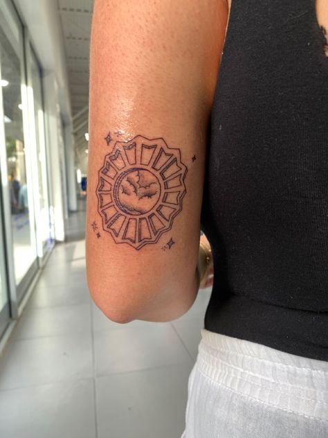 Divine Feminine Tattoo #SleepAids #SleepTech #Sleep #Snoring Divine Feminine Tattoo, Above Elbow Tattoo, Mac Miller Tattoos, Petite Tattoos, Cute Tiny Tattoos, Feminine Tattoo, Stylist Tattoos, Discreet Tattoos, Dainty Tattoos