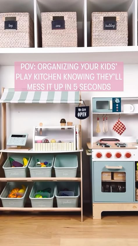 Even kids need a system to stay organized (even if it's for 5 minutes!). Here's your inspiration to organize your kid's play kitchen to encourage imaginative play! Find this adorable play kitchen & storage accessories here! Play Food Organization Toy Storage, Kids Play Kitchen Storage, Pretend Kitchen Organization, Play Kitchen Must Haves, Playroom Kitchen Organization, Kitchen Toys Organization, Kids Kitchen Storage Ideas, Toy Kitchen Storage Ideas, Kids Play Food Storage Ideas