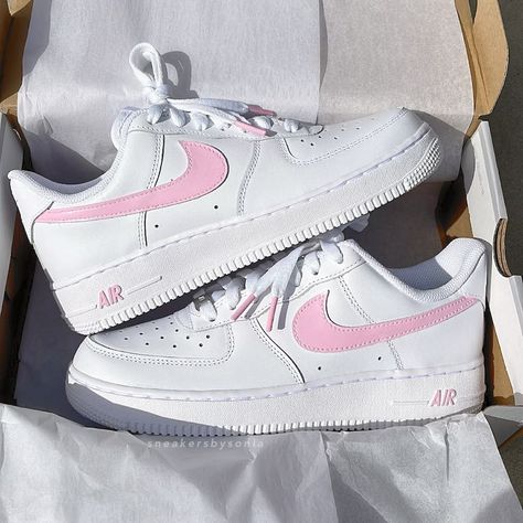 Custom Air Force 1 Pink, Pink Air Force 1, Air Force 1 Pink, Lv Sneakers, Unique Sneakers, Air Force 1 Custom, Professional Shoes, Custom Air Force 1, Lv Shoes