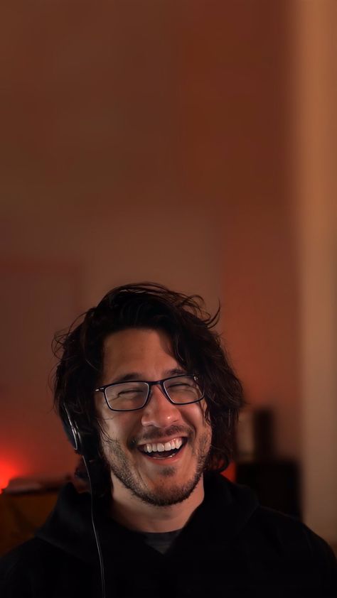 Markiplier Comfort, Markiplier Lockscreen, Markiplier Wallpaper Aesthetic, Darkiplier Wallpaper, Hot Markiplier, Markiplier Aesthetic, Wierd People, Markiplier Wallpaper, Markiplier Fan Art