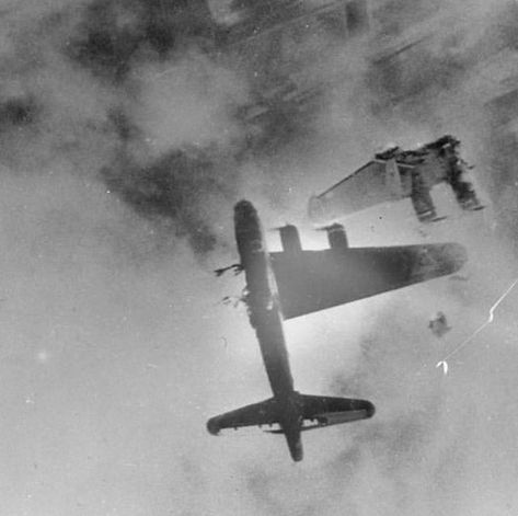 https://flic.kr/p/TgKV8d | Plane crash photos ww2 Wwii Fighter Planes, Ww2 Photos, Wwii Fighters, Wwii Plane, Ww2 Planes, B 17, Wwii Aircraft, Ww2 Aircraft, Vintage Aircraft