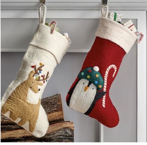 Reindeer Stocking Diy, Simple Christmas Stocking, Diy Felt Stocking, Homemade Christmas Stockings Ideas, Felt Christmas Stockings Diy, Punch Needle Stocking, Decorate Stockings Christmas, Christmas Stocking Aesthetic, Felt Stockings Christmas Diy