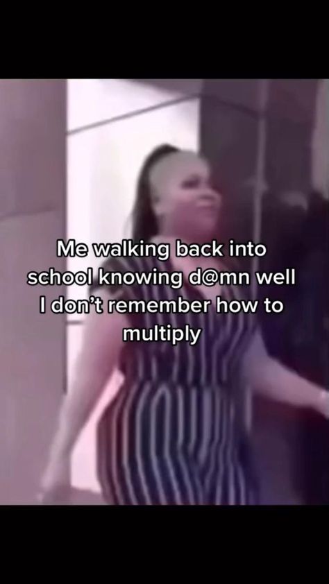 not mine pero it's true </3 | Just for laughs videos, Relatable post funny, Really funny memes Just For Laughs, Funny School, Funny Meems, Mia 3, Hashtag Relatable, School Memes, Relatable Post Funny, Real Funny Jokes, Really Funny Joke