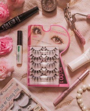 Gyaru Hair, Gyaru Makeup, Alice Blue, Velvet Wallpaper, Ethereal Makeup, Gyaru Fashion, Eye Mascara, Makeup Items, Doll Eyes