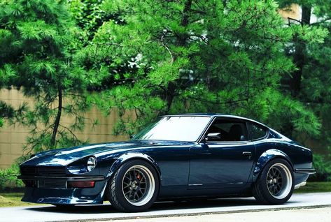 🔴 JDM masterpiece 🚗　DATSUN Fairlady Z.  R34 Skyline GTR RB26 engine hyper Z🔥  I am Nissan japan official instagramer 📷  I would like to… Rb26 Engine, R34 Skyline Gtr, Datsun Z, Datsun Fairlady, Datsun 280z, Nissan Z Cars, R34 Skyline, Fairlady Z, Datsun Car