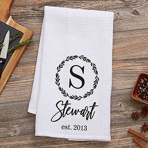 Personalized Kitchen Towels & More | Personalization Mall Thanksgiving Host Gift, Embroidery Kitchen Towels, Personalised Placemats, Tea Towels Diy, Personalization Mall, Personalized Tea Towel, Waffle Weave Towels, Monogram Towels, Personalized Kitchen