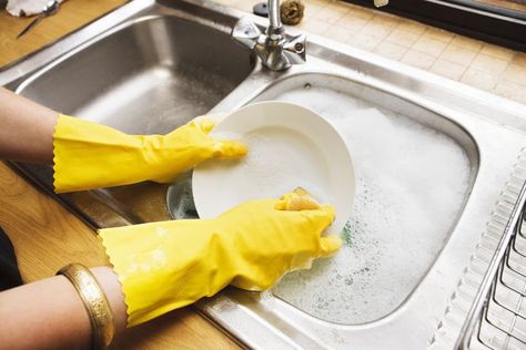 How To Hand Wash Dishes Quickly And Easily Hand Wash Dishes, Dishwashing Gloves, Strep Throat, Cleaning Blinds, Cleaning Lady, Dish Washing, Hand Gloves, Sensitive Skin Care, Skin Discoloration