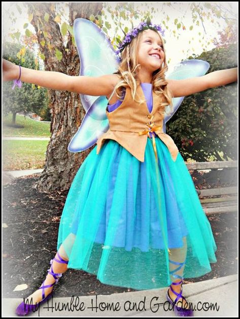 18. Little Fairy Costume For Kids Halloween Costumes School Appropriate, White Twig Christmas Tree, Halloween Costumes School, Fairy Costume Diy, Nature Fairy, Twig Christmas Tree, Sew Crafts, Fairy Halloween, Fairy Costumes