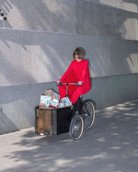 BROKEN GALERIÉ | Anna in Berlin for 10Magazine Wearing all Balenciaga Winter '22 Photography by @raphaelbliss Concept/Styling/Casting by @betsyjohnson_… | Instagram Balenciaga Campaign, The Inbetween, Gucci Campaign, Broken Planet, Bad Image, Instagram Image, Image Consultant, Fashion Photography Inspiration, Conceptual Art