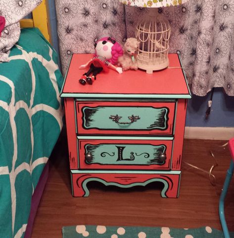 Painted bedside table to look cartoon/Dr. Seuss like! Cartoon Style Furniture, Revamp Furniture Diy, Dresser Painting Ideas, Cartoon Furniture, Diy Furniture Renovation, Cartoon Painting, Painted Dresser, Painted Chairs, The Cartoon