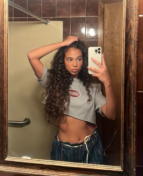 Ovie Soko, Fem Face Claims, Maria Isabel, Aesthetic People, Healthy Lifestyle Inspiration, Hair Reference, Long Curly Hair, Long Curly, Aesthetic Hair