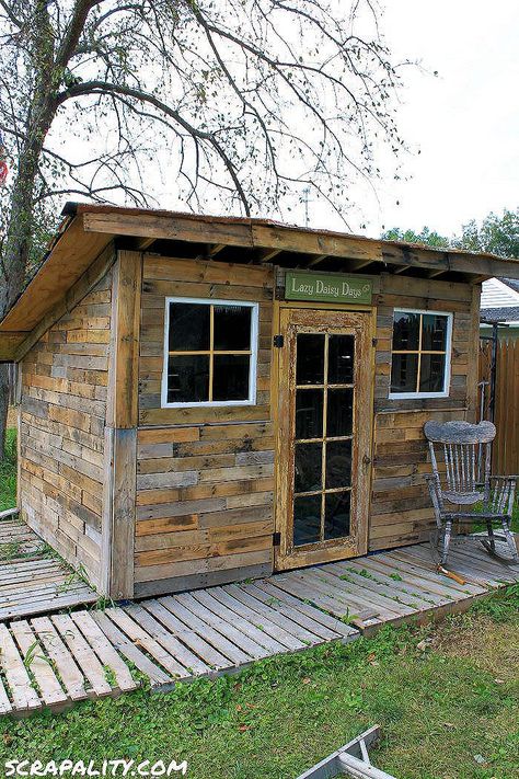 Beautiful Shed Made From Reclaimed Pallets & Tin Cans  #cans #garden #palletshed #recyclingwoodpallets #repurposedpallet #wood Pallet shed created using 90% repurposed items. I used pallets for flooring, framing, and an outer covering of the shed. The metal roofing is from fo... Shed Out Of Pallets, Casa In Pallet, Shed Inspiration, Pallet Shed, 1001 Pallets, Recycled Pallet, Shed Roof, Recycled Pallets, Pallet Outdoor