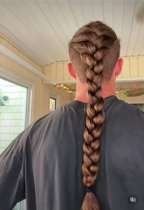 Ways To Style Long Hair, Hairdo Ideas, Style Long Hair, Man Bun Hairstyles, Exotic Hairstyles, Viking Braids, Half Shaved Hair, Guy Haircuts Long, Viking Hair