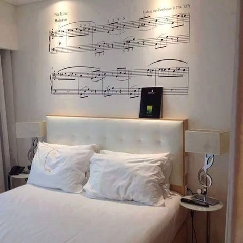 Musical Bedroom Music At Night, Classical Bedroom, Music Bedroom, Themed Kids Room, Music Room Decor, Future Room, Deco Studio, Piano Room, Floor Ideas