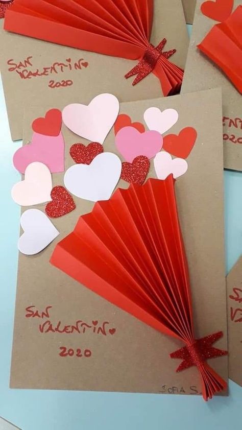 Valentine Crafts For Toddlers To Parents, Easy Valentines Day Crafts For Kids, Valentines Day Craft, Valentines Day Crafts, February Crafts, Easy Valentine Crafts, Valentine's Day Crafts For Kids, Folding Origami, Preschool Valentines