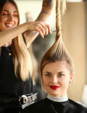 Cut Hair At Home, Cut Your Own Hair, Cut Own Hair, Hair Formal, Hair 4c, Long Hair Ponytail, Hair Mistakes, How To Cut Your Own Hair, Diy Haircut