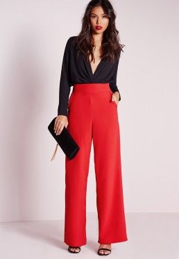 Wide Leg Pants, Palazzo & Loose Fit Pants - Missguided Red Trousers Outfit Classy, Red Trousers Outfit, Outfit Pantalon Rojo, Red High Waisted Pants, Red Wide Leg Trousers, Red Pants Outfit, Look Hippie Chic, Red Wide Leg Pants, Red Dress Pants